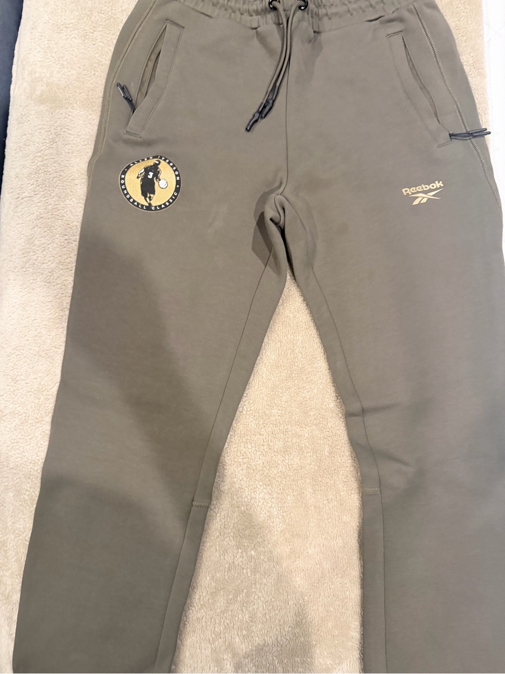 Allen Iverson Reebok Mens Olive Drawstring Joggers with matching hoodie